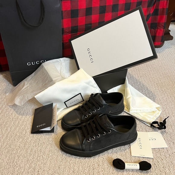 Auth* Gucci sneakers Fits Size6 - Picture 14 of 16